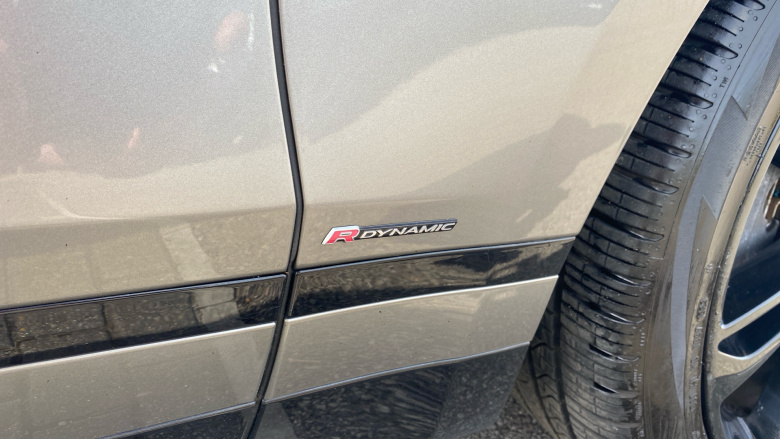 Land Rover Range Rover Velar 3.0 D300 R-Dynamic HSE 5dr Auto Diesel Estate